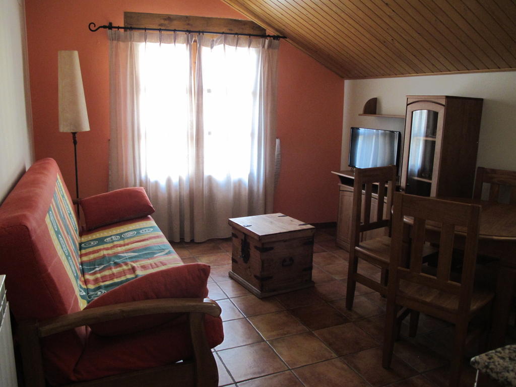 Apartamentos Casa Espanol Broto Exteriör bild