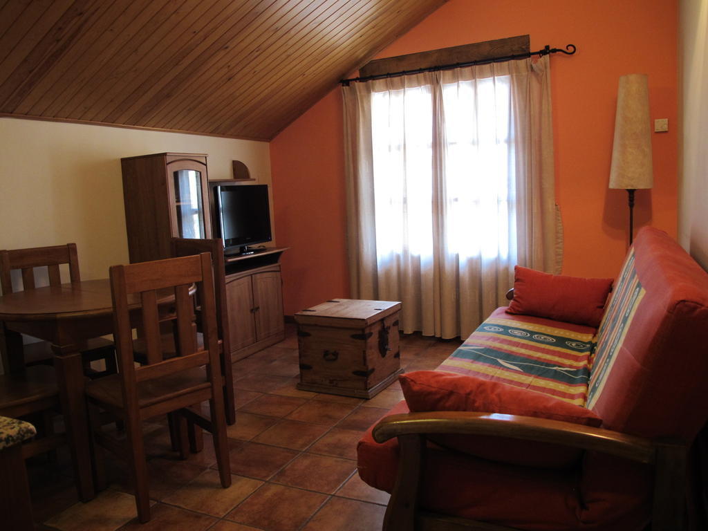 Apartamentos Casa Espanol Broto Exteriör bild